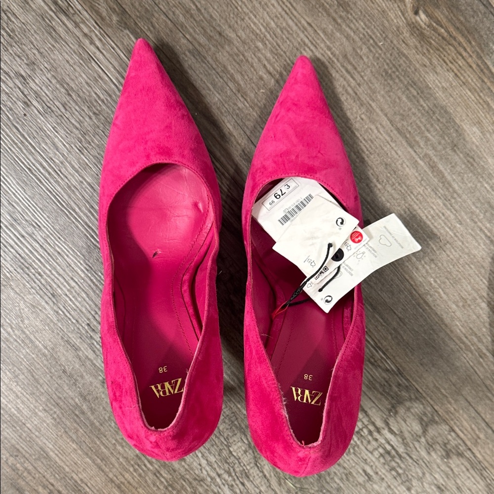 Zara Women's Fuchsia Suede Pointed-Toe Heels